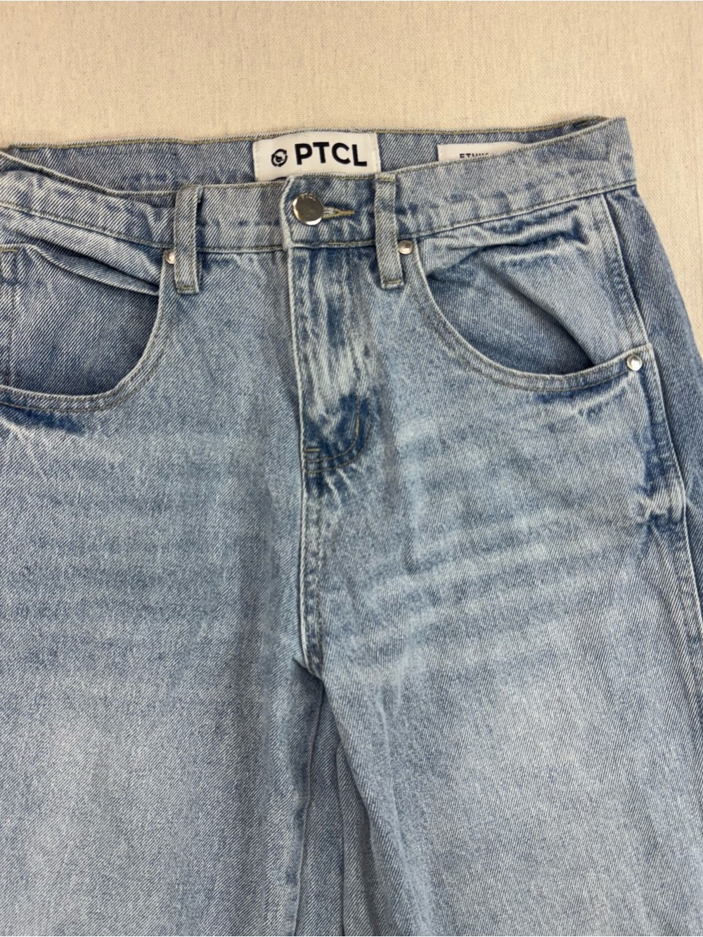 PTCL Ethical Brand Low Loose Balloon Barrel Leg Jeans Women’s Sz 25 Light Wash - Picture 3 of 15